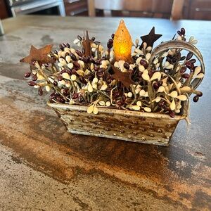 Primitive Grater Grubby Candle Holder • Burgundy Pip Berries & Rusty Stars